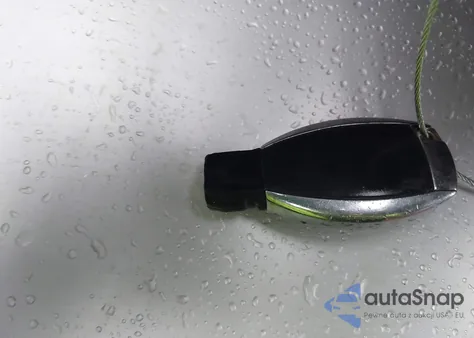 2012 Mercedes-Benz C 250 from USA, damaged, VIN WDDGJ4HB9CF740601